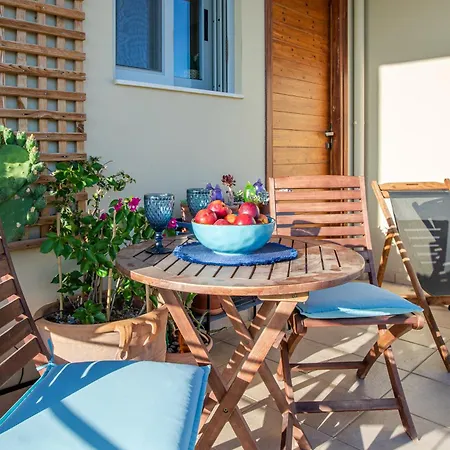 Maleme Yoga Blue Apartament *
