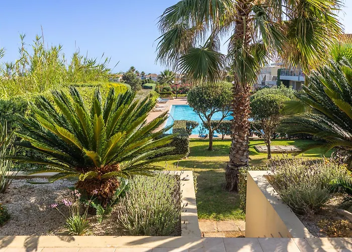 Maleme Yoga Blue 公寓