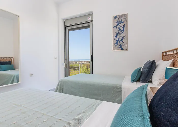 Maleme Yoga Blue アパート ハニア