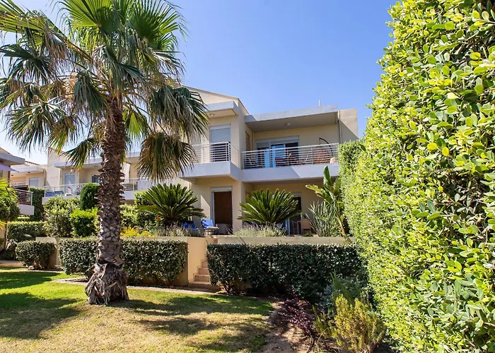 Maleme Yoga Blue アパート *